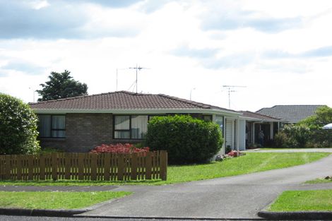 Photo of property in 2/26 Hall Street, Pukekohe, 2120