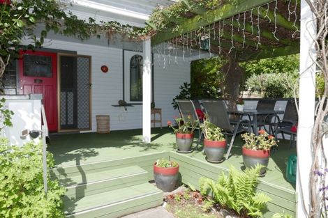 Photo of property in 29 Saint Martins Road, Saint Martins, Christchurch, 8022