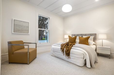 Photo of property in 4 Cheltenham Road, Devonport, Auckland, 0624