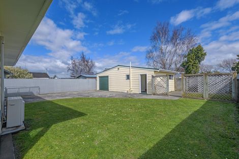 Photo of property in 18 Acacia Street, Kelvin Grove, Palmerston North, 4414