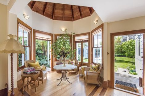 Photo of property in 4 Mays Street, Devonport, Auckland, 0624