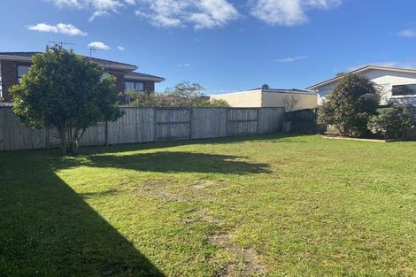Photo of property in 2/47 Moire Road, Massey, Auckland, 0614