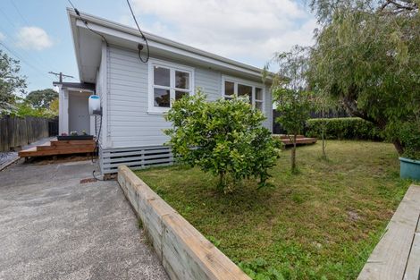 Photo of property in 74 Forest Hill Road, Henderson, Auckland, 0612