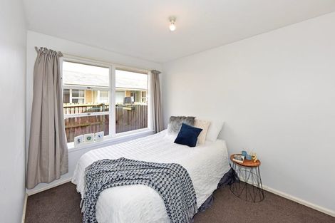 Photo of property in 14 Newbridge Place, Ilam, Christchurch, 8041