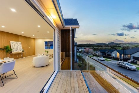 Photo of property in 29 Kaupeka Road, Orewa, 0931