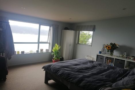 Photo of property in 42 Evans Bay Parade, Roseneath, Wellington, 6021