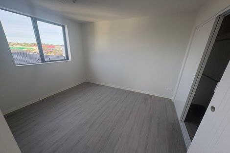 Photo of property in 47 Dale Crescent, Pakuranga, Auckland, 2010