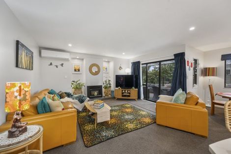 Photo of property in 9 Harrison Court, Clive, 4102