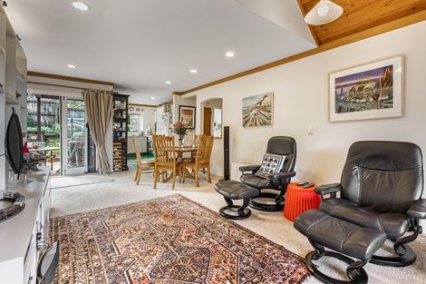 Photo of property in 15 Harley Road, Takapuna, Auckland, 0622