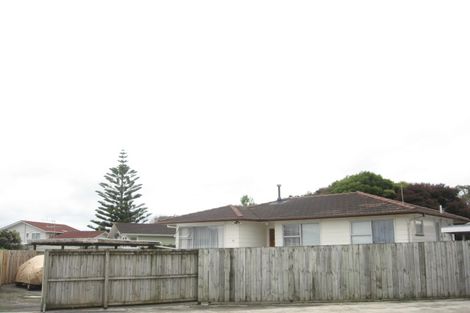 Photo of property in 1/10 Reelick Avenue, Pakuranga Heights, Auckland, 2010