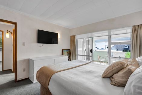 Photo of property in 4/1 Gilbert Street, New Plymouth, 4310