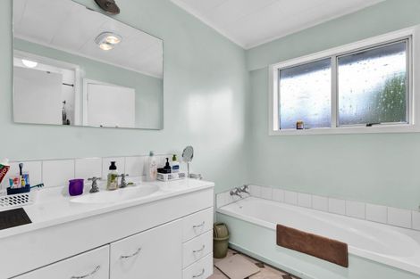 Photo of property in 1 Ulysses Street, Stratford, 4332