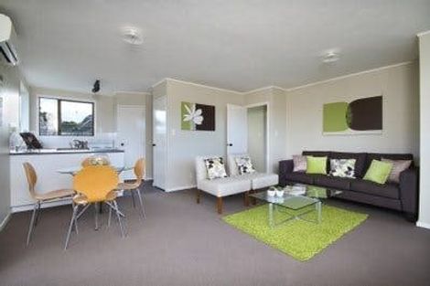 Photo of property in 3/13 Northall Road, New Lynn, Auckland, 0600