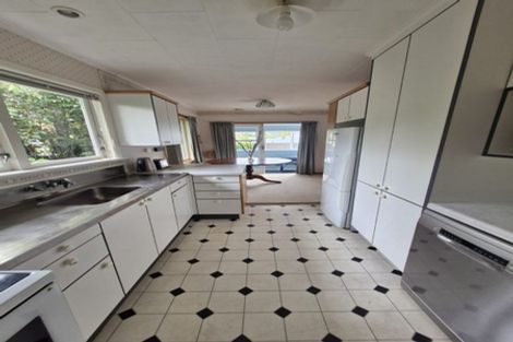 Photo of property in 15 Cook Street, Karori, Wellington, 6012