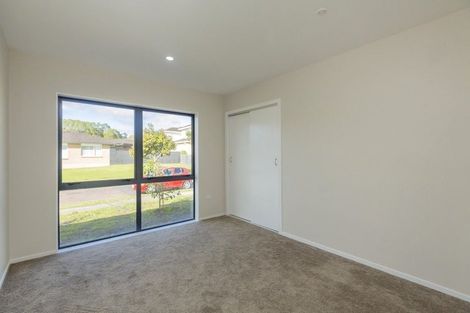 Photo of property in 13 Attymon Lane, East Tamaki, Auckland, 2016