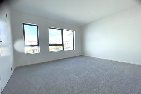 Photo of property in 11 Faithful Drive, Karaka, Papakura, 2113