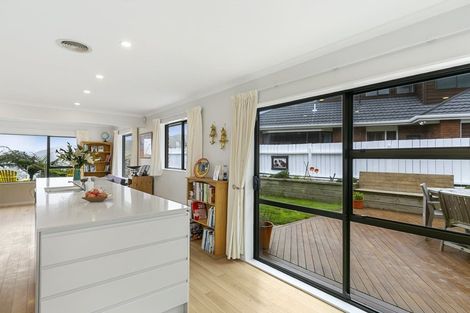 Photo of property in 61 Satara Crescent, Khandallah, Wellington, 6035