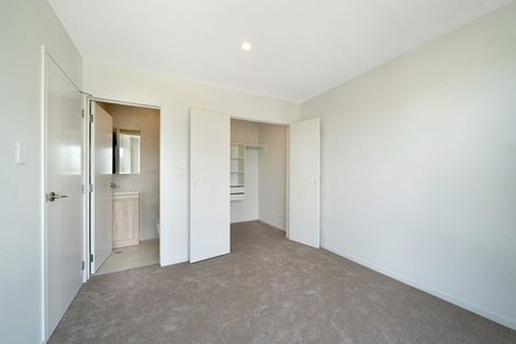 Photo of property in 3/105 Hobsonville Road, West Harbour, Auckland, 0618