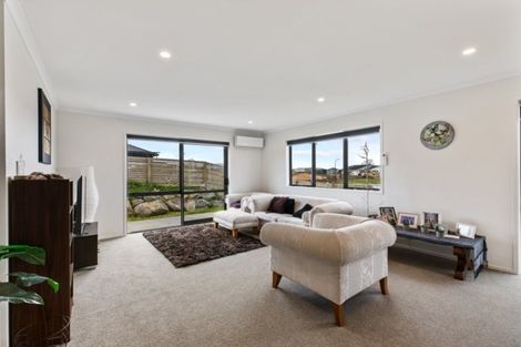Photo of property in 95 Bert Wall Drive, Omokoroa, 3114