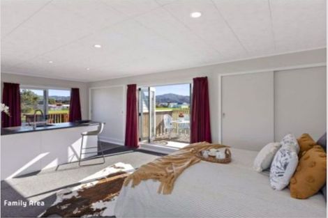 Photo of property in 21 Elizabeth Street, Moera, Lower Hutt, 5010