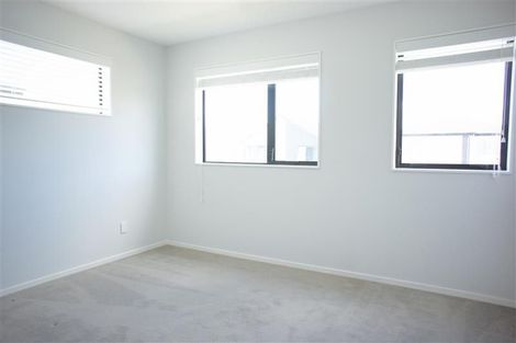 Photo of property in 42 Toanui Road, Hobsonville, Auckland, 0616