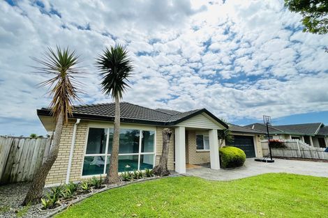 Photo of property in 7 Nier Place, East Tamaki Heights, Auckland, 2016