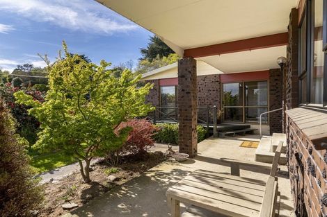 Photo of property in 11 Greenhithe Street, Waihola, Milton, 9073