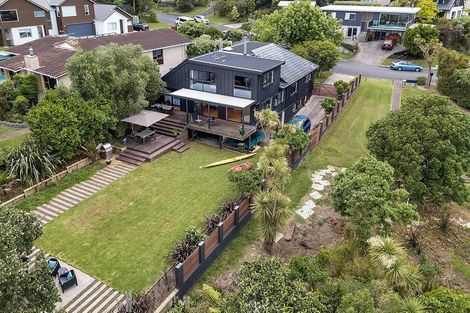 Photo of property in 28 Valhalla Drive, Beach Haven, Auckland, 0626