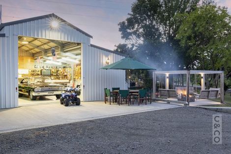 Photo of property in 1239 Peak Road, Helensville, 0875