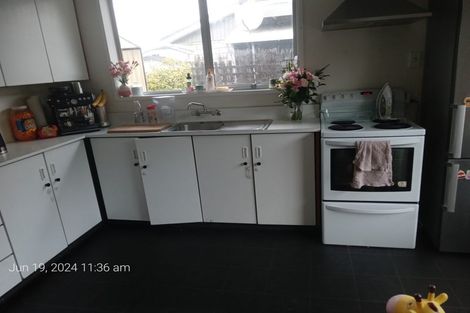 Photo of property in 2/18 Prossers Road, Saint Martins, Christchurch, 8022