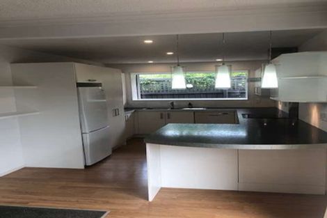 Photo of property in 40 Bay View Road, Moncks Bay, Christchurch, 8081