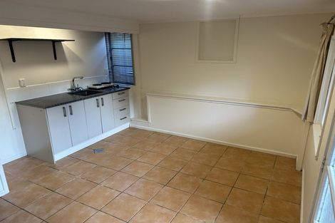 Photo of property in 26 Valley View Road, Glenfield, Auckland, 0629