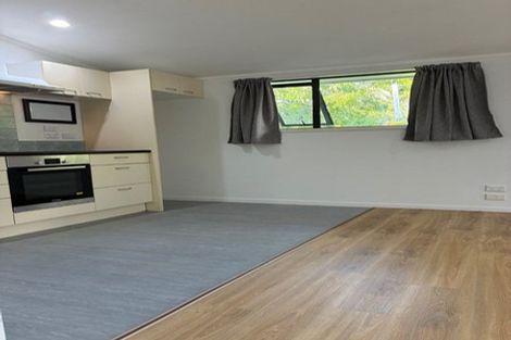 Photo of property in 53 Triangle Road, Massey, Auckland, 0614
