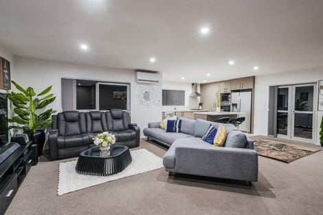 Photo of property in 5 Rishi Way, Favona, Auckland, 2024
