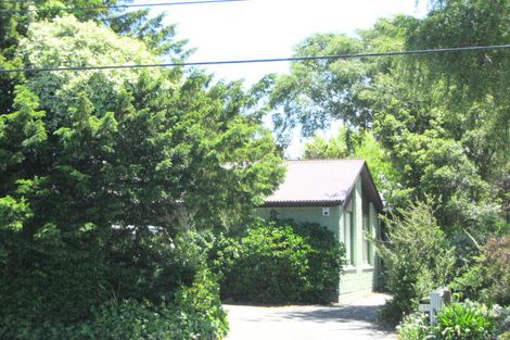 Photo of property in 11 Somerfield Street, Somerfield, Christchurch, 8024
