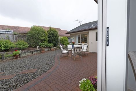 Photo of property in 26 Hillwell Drive, Henderson, Auckland, 0612