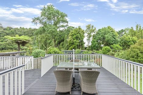 Photo of property in 28 Lowtherhurst Road, Massey, Auckland, 0614
