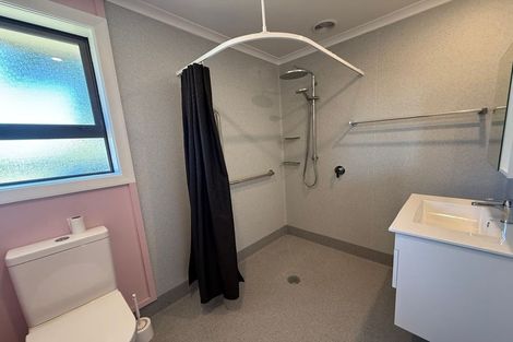 Photo of property in 15 Seddon Street, Takaro, Palmerston North, 4412