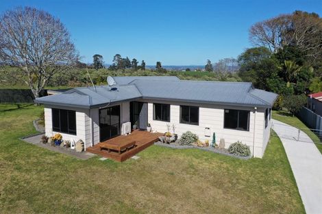 Photo of property in 18 Whenuariri Place, Maketu, 3189