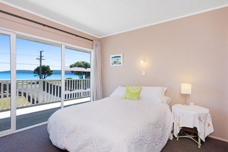 Photo of property in 104 Marine Parade, Paraparaumu Beach, Paraparaumu, 5032