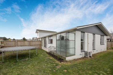 Photo of property in 2 Lamorna Road, Parklands, Christchurch, 8083