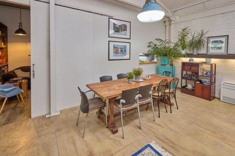 Photo of property in 10 Oxford Terrace, Mount Cook, Wellington, 6021