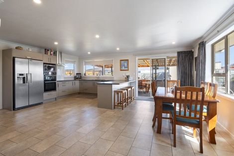 Photo of property in 12 Malthus Place, Foxton Beach, Foxton, 4815