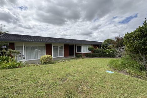 Photo of property in 7 Stansfield Place, Sunnyhills, Auckland, 2010