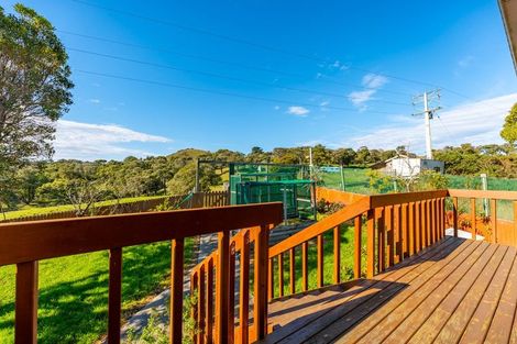 Photo of property in 16 Coronation Street, Moeraki, Palmerston, 9482