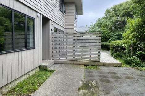 Photo of property in 4 Leadley Lane, Tawa, Wellington, 5028