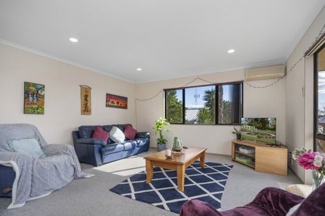 Photo of property in 17b Hilltop Road, Parkvale, Tauranga, 3112