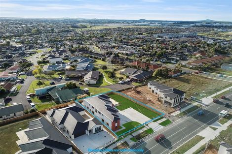 Photo of property in 42b Donegal Park Drive, Flat Bush, Auckland, 2019