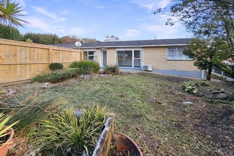 Photo of property in 8f1- Garth Lane, Maoribank, Upper Hutt, 5018
