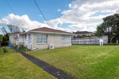 Photo of property in 11 Waitemata Road, Hauraki, Auckland, 0622